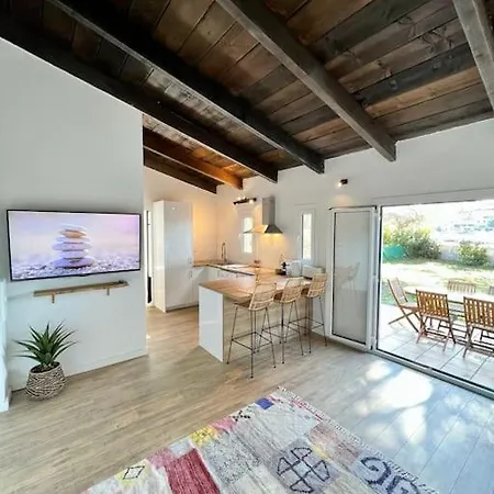 Maison Chaleureuse En Plein Coeur Du Centre *